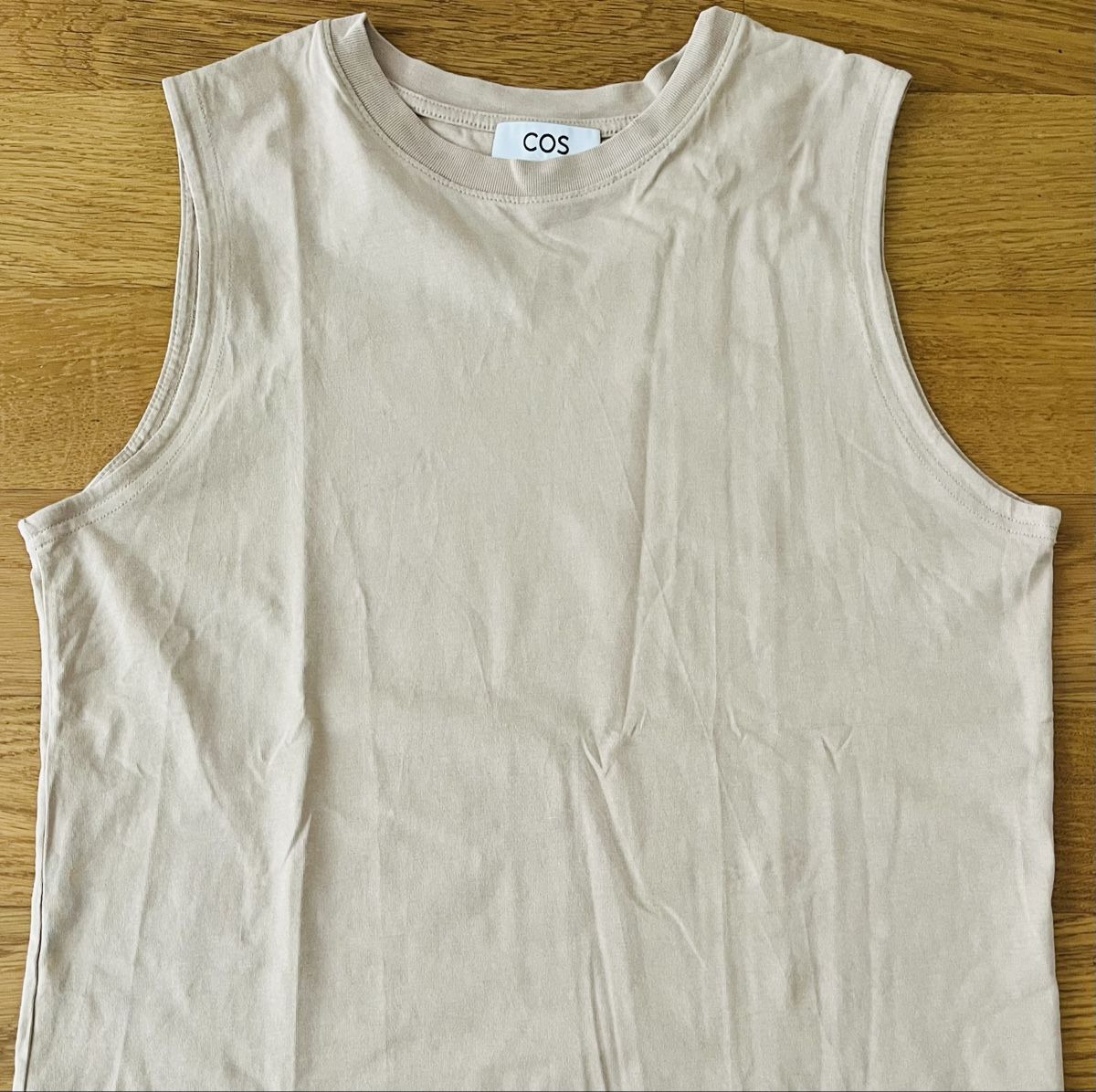 Cos T-shirt: COS Shirt beige – Nuovo (secondo la descrizione) da Horgen venduto da sophiaric 2