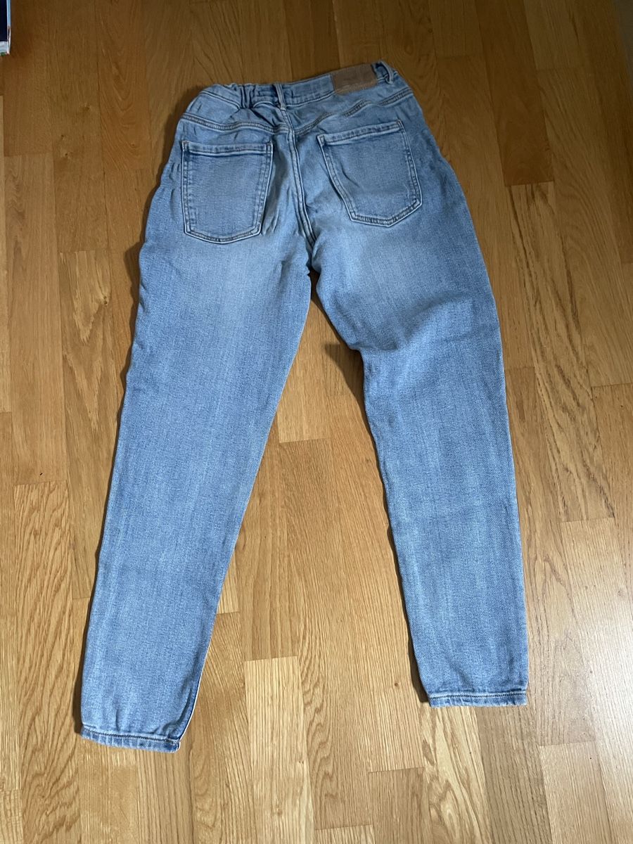 Pantaloni: Jeans – Usato da Balgach venduto da sei_s6d7 2