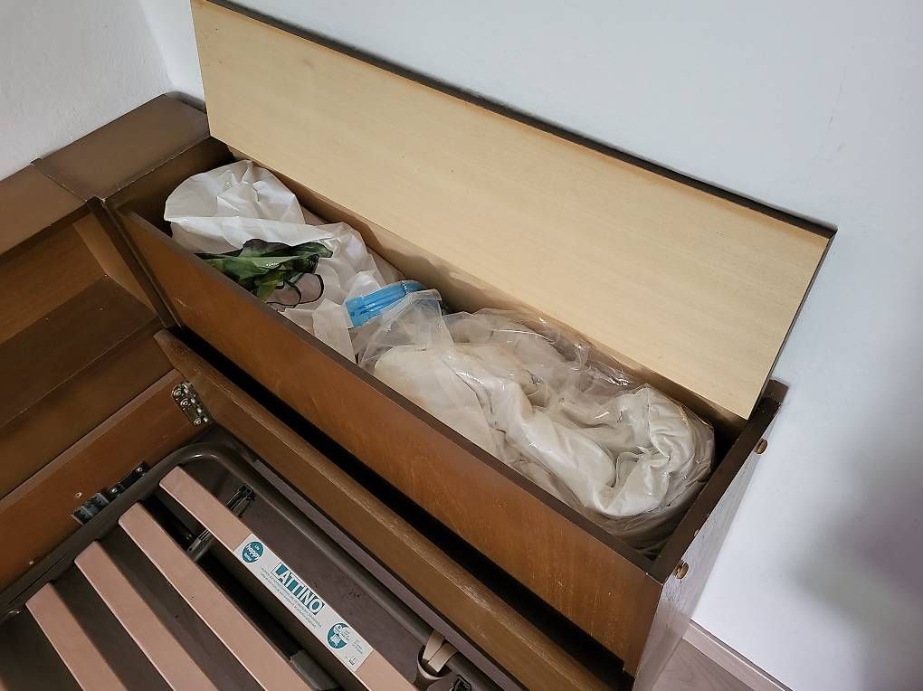 Letti: Letto con circonda divano e rete – Usato da Sonvico venduto da nuvola04 1
