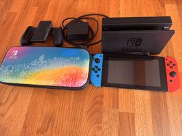 Nintendo Switch V1 mit original Hülle 