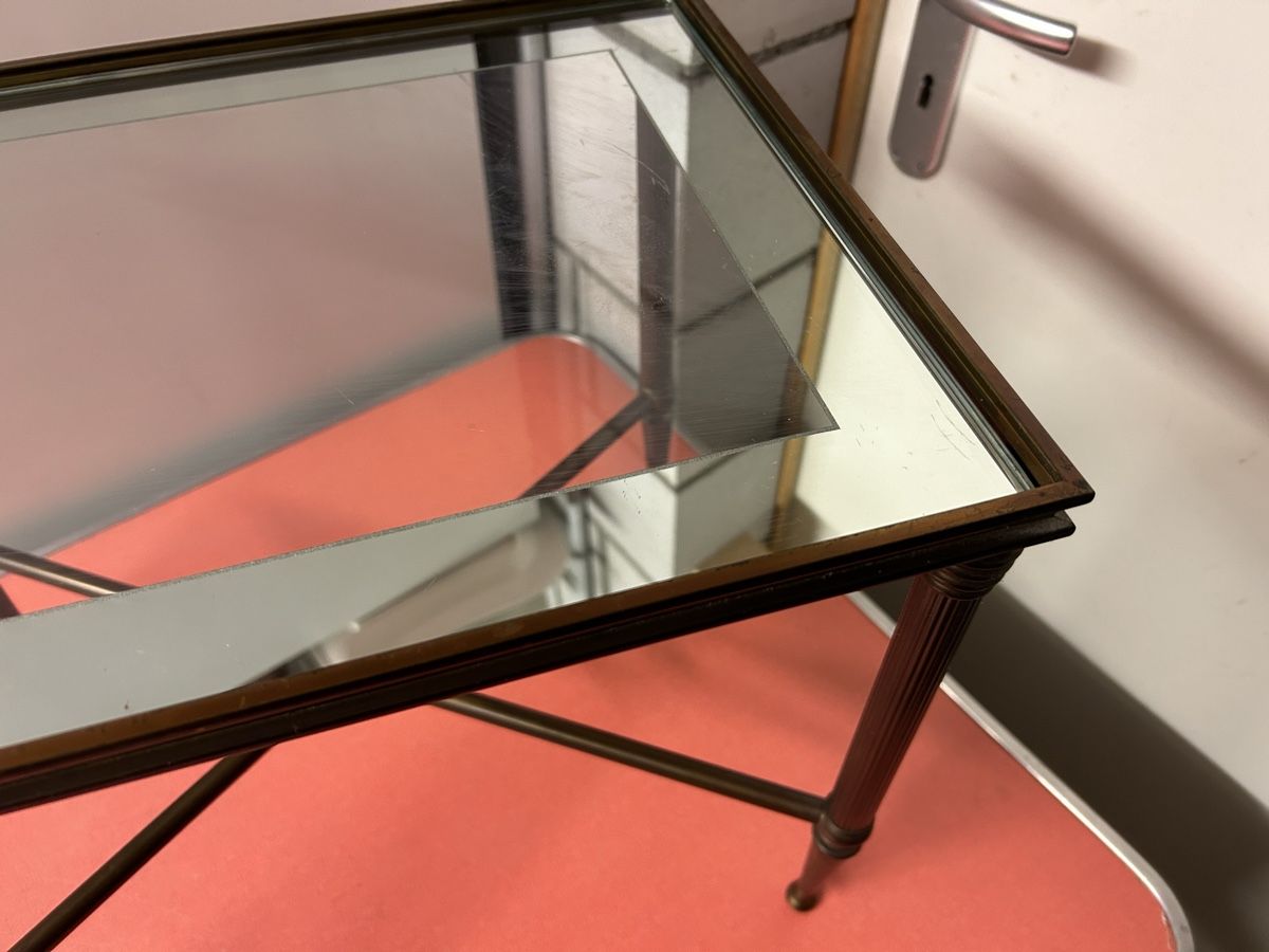 Tavoli: Alter Beistelltisch Messing Glasplatte 40x30cm  – Usato da Lanzenhäusern venduto da vic63 1