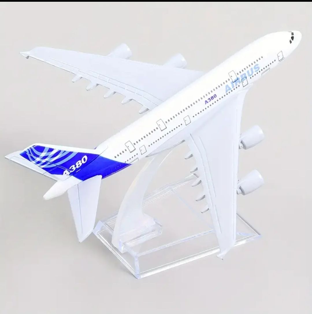 Airbus Kit di modellismo & Modellini statici: Modellflugzeug Airbus A380 mit Ständer – Nuovo (secondo la descrizione) da Zürich venduto da Serc52 1