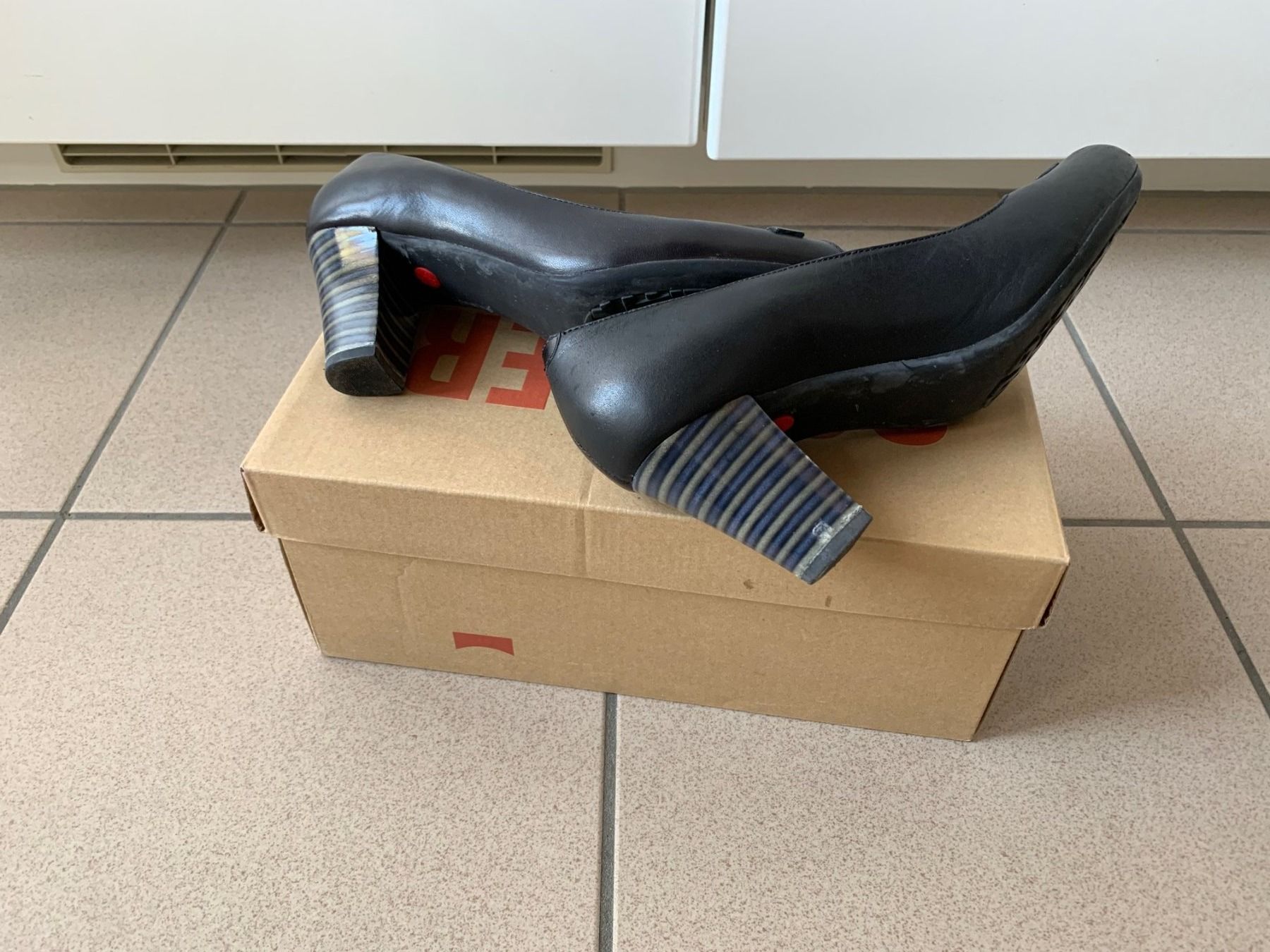 Camper Scarpe da donna: Schöne Pumps Camper Gr. 38 – Usato da Zürich venduto da kicconet 4