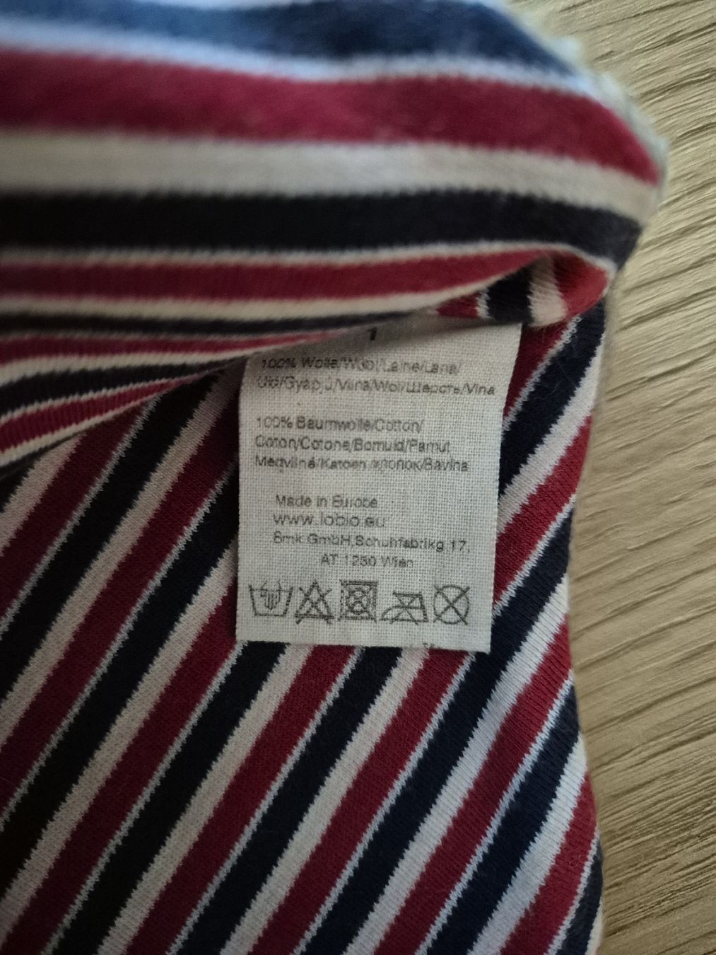 Berretti & Sciarpe: Bonnet bébé chaud en laine et coton rayé, taille 1 – Usato da Genève venduto da Dessmore 2