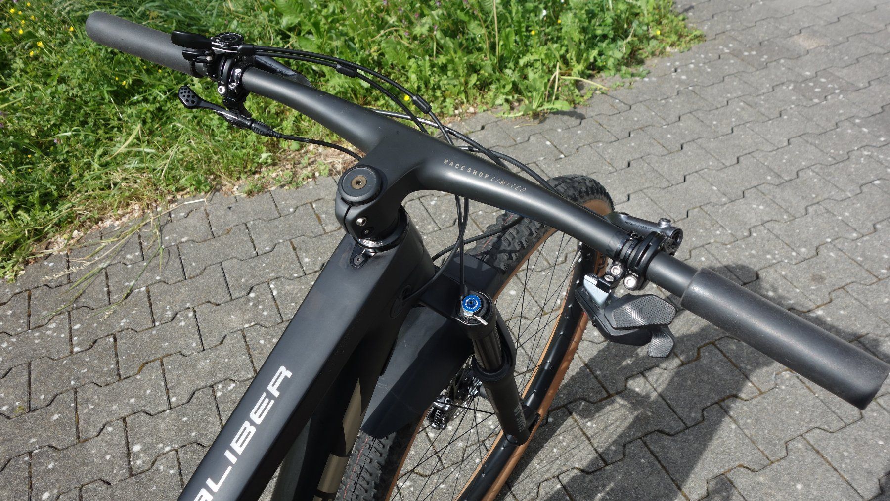 Trek Biciclette: Trek Supercaliber Sram AXS Carbon 29 CC Fully MTB Gr. M – Usato da wolfhausen venduto da dynamik1971 5
