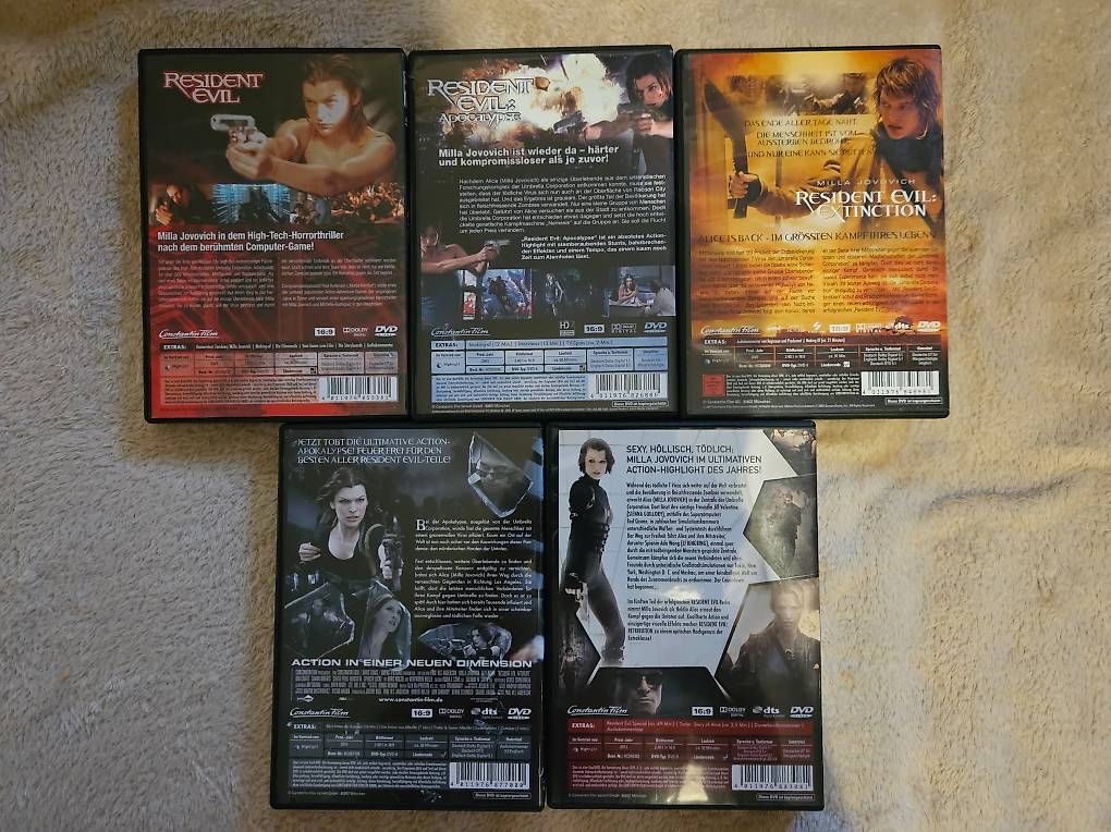 Tutti i DVDs: Resident Evil 1-5 – Usato da Blankenburg venduto da kat_hx7f 1