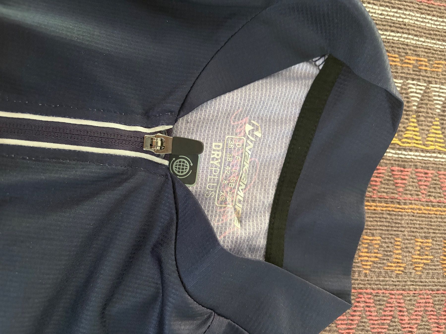 T-shirt: Velo T-Shirt – Nuovo e nell'imballaggio originale da Appenzell venduto da Sarahlwehrli 1
