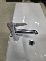 Gebrauchter Lavabo mit Armatur von Laufen - Schnäppchen!