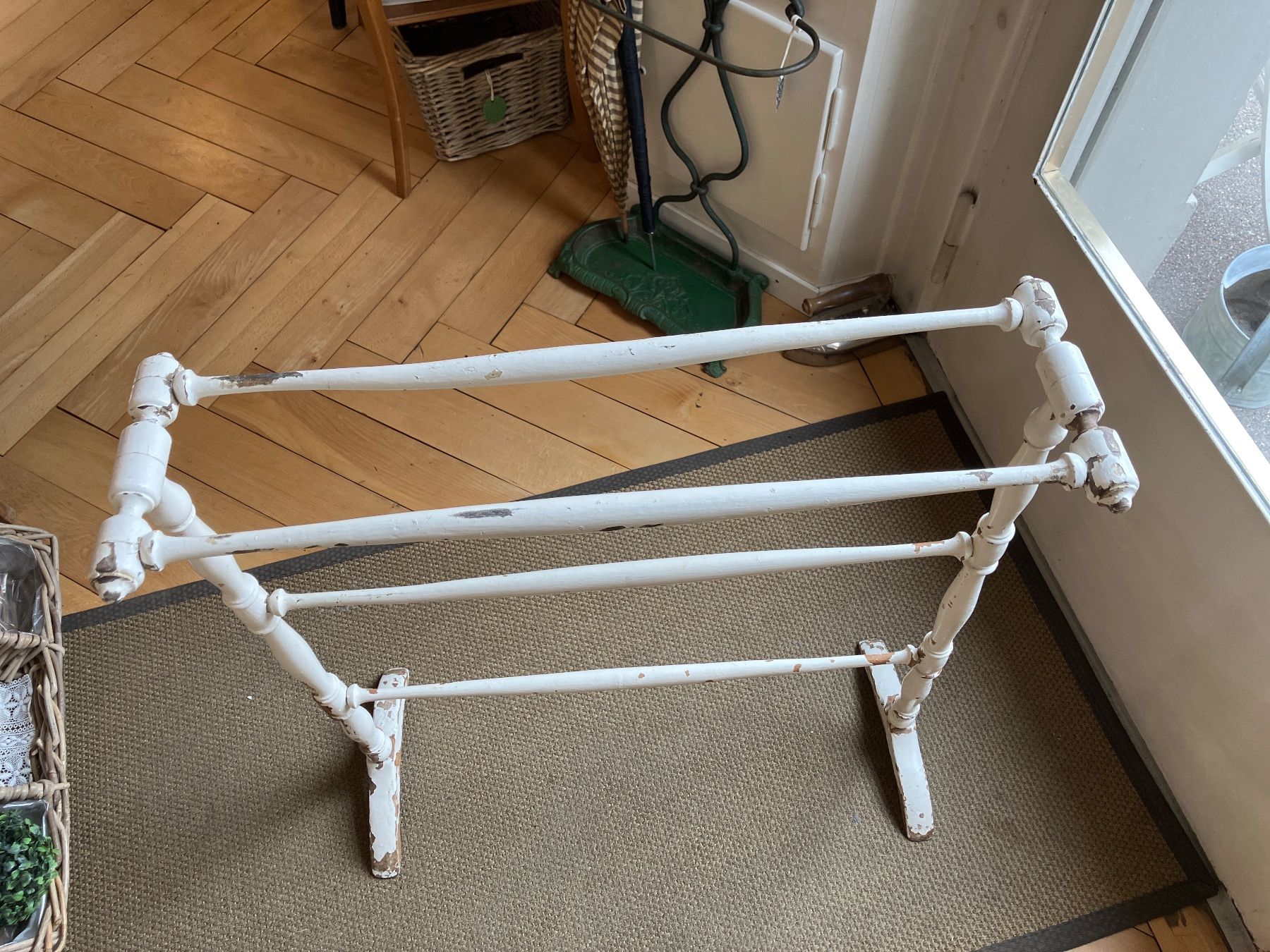 Handtuchhalter: Handtuchhalter - Shabby Chic - Holz - Antik – Gebraucht aus Winterthur von pompea 3