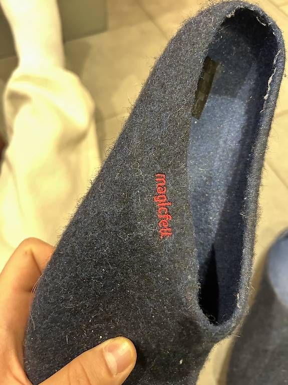 Damenschuhe: Magicfelt Hausschuhe Blau EU 39 – Gebraucht aus Gams von Mextop 1
