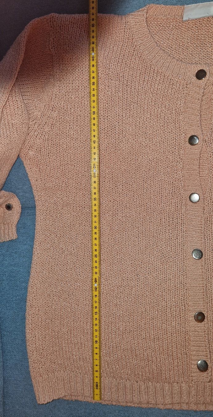 Pulls & Sweat-shirts: pull grandeur L  – D'occasion à Couvet par Pioune 2