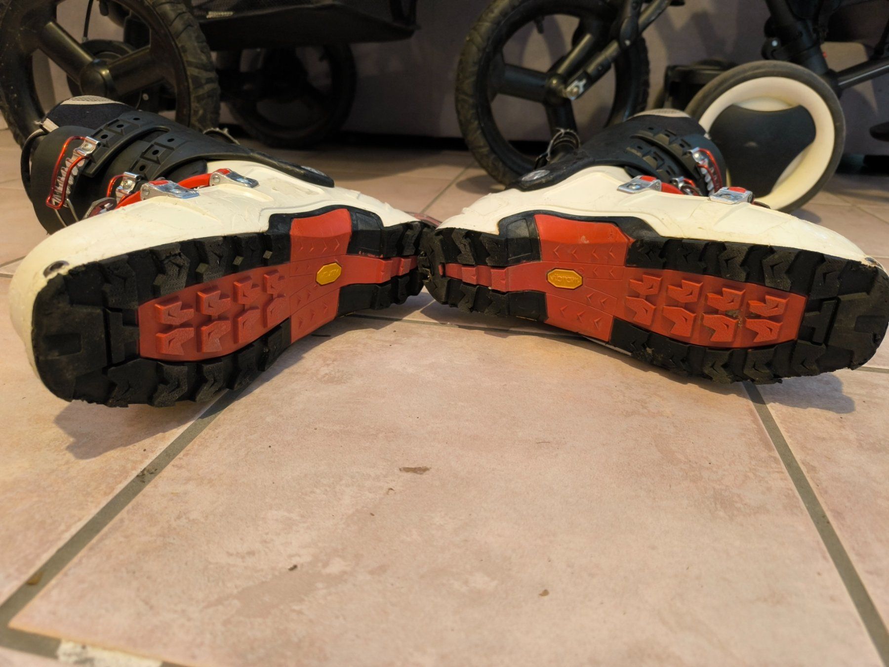 Garmont Scarpe da uomo: chaussure de ski rando – Usato da Muraz (Collombey) venduto da Celine-v81 5