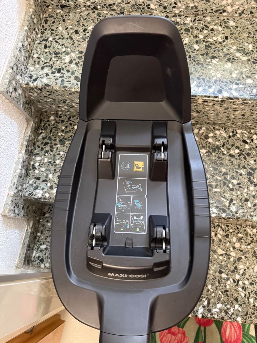 Maxi-Cosi Auto-Kindersitze: Maxi Cosi Pebble mit Isofix Station – Gebraucht aus Amriswil von Ka_Sc 4