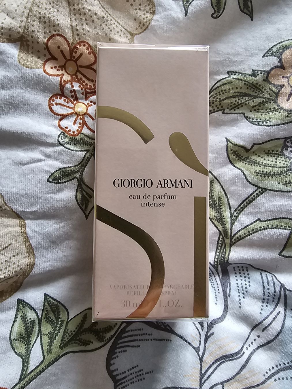Armani Profumi & Eau de Toilette: Armani SÌ EAU DE PARFUM INTENSE 30ml – Nuovo e nell'imballaggio originale da Heerbrugg venduto da kim11