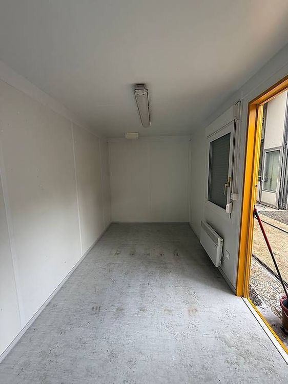 Contenitori edile: Bürocontainer 20' Mannschaftscontainer 6m – Usato da Laufen venduto da BischagAG 2