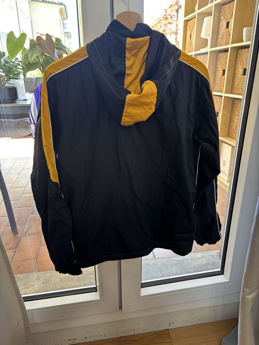 Giacche: Y2K Nike Vintage jacket – Usato da Lugano venduto da fca_bfs9 6