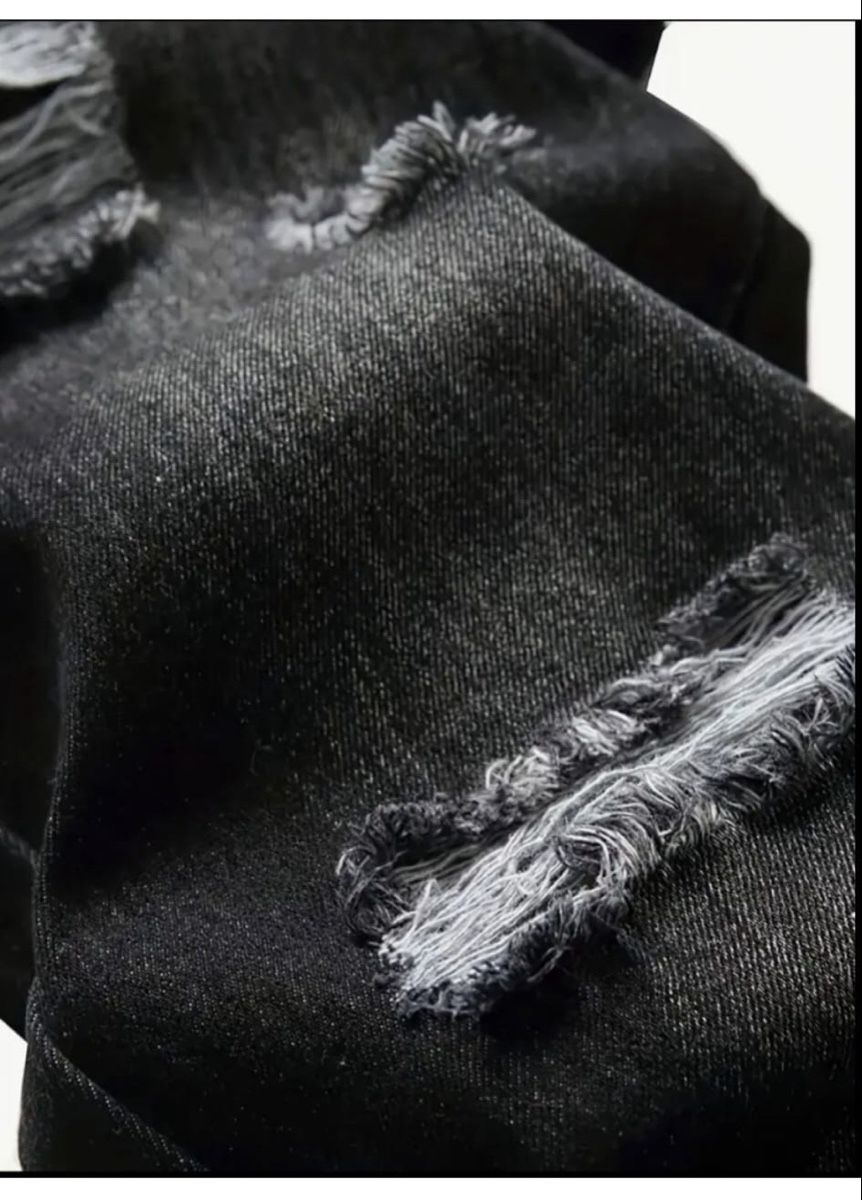 Jeans: Herren Jeans Schwarz – D'occasion à Wetzikon ZH par eli_kg9j 2