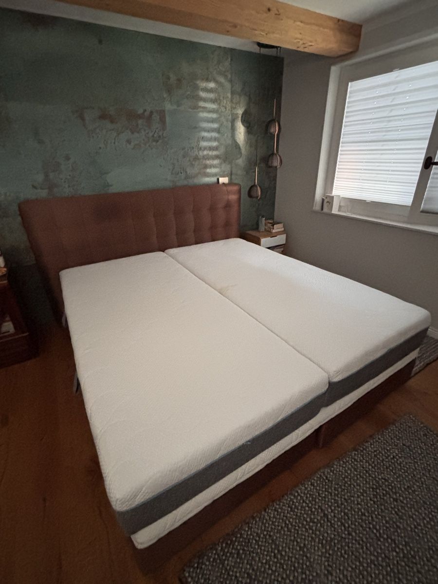 Betten: Schönes Doppel Bett mit Matratzen – Gebraucht aus Studen SZ von Britman 1