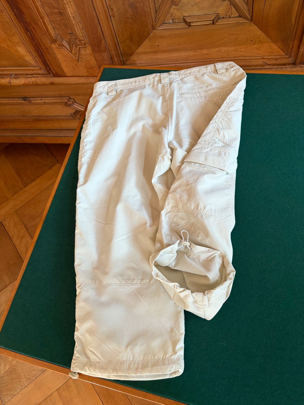 Mammut Pantaloni: MAMMUT Wander-Bermuda   Größe 38DE Zustand: Perfekt – Usato da Interlaken venduto da Bona55 8