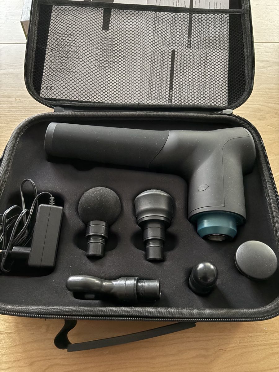 Beurer Massagegeräte: Beurer Massage Gun MG 185 – Gebraucht aus Auenstein von 5222 3