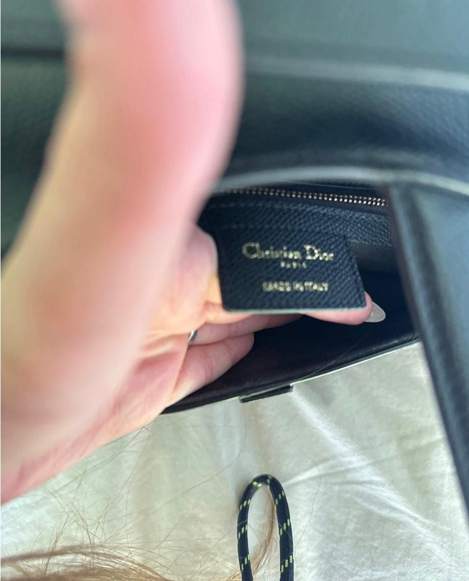 Dior Borse da donna: Dior Sac à main en cuir Saddle noir – Usato da Arzier venduto da Yannonly 4