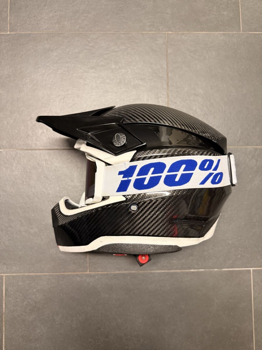 Bell Caschi & visiere: Cross Helm Bell carbon – Nuovo (secondo la descrizione) da Biel-Benken BL venduto da BEA_ruch 1