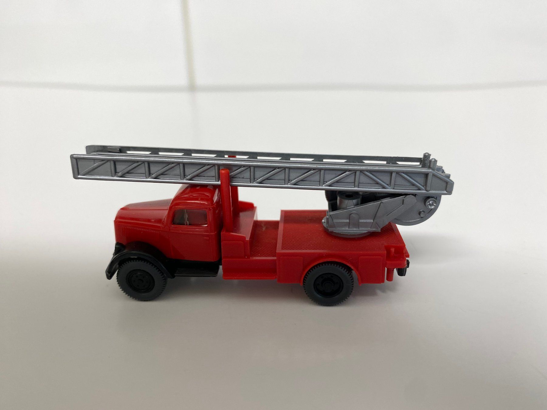 Wiking Modellini d'auto: Wikingl Feuerwehr 74 – Usato da Stäfa venduto da elcondor245 2