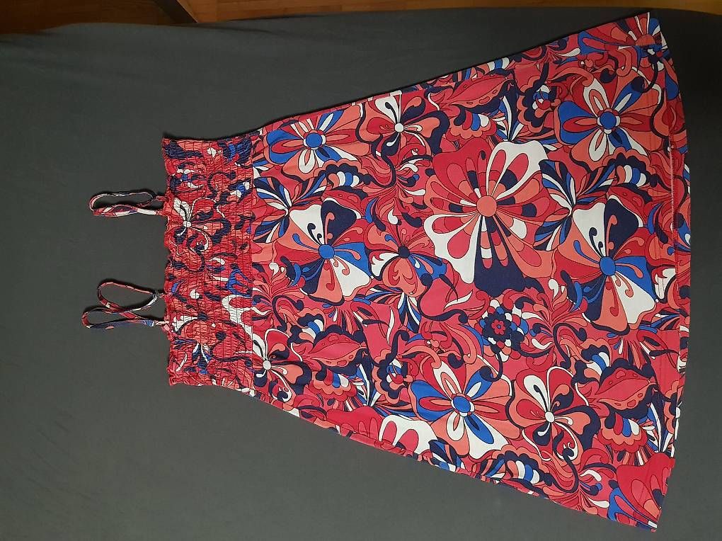 Esprit Vestiti: Kleid Esprit Gr. M/S – Usato da Embrach venduto da Lilly2021 1