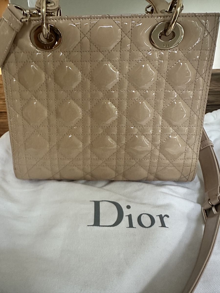 Dior Sacs femmes: Christian Dior Lady Dior Medium – D'occasion à Zürich par shoppingmandy 4