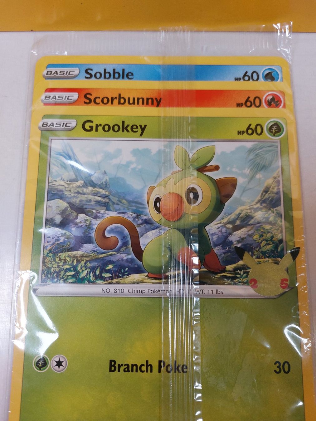 Pokémon Sammelbilder & Trading cards: Pokémon 25 Jahre; 3 XL Karten Grookey-Scoorbunny-Sobble NEU – Neu und originalverpackt aus St.Gallen von TinasBauundSpiel 3
