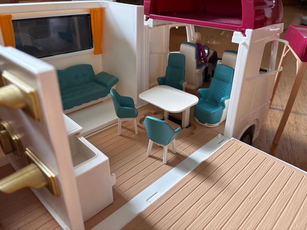 Schleich Spielzeuge: Schleich Camper inkl. Zubehör – Gebraucht aus Bern von anj42 2