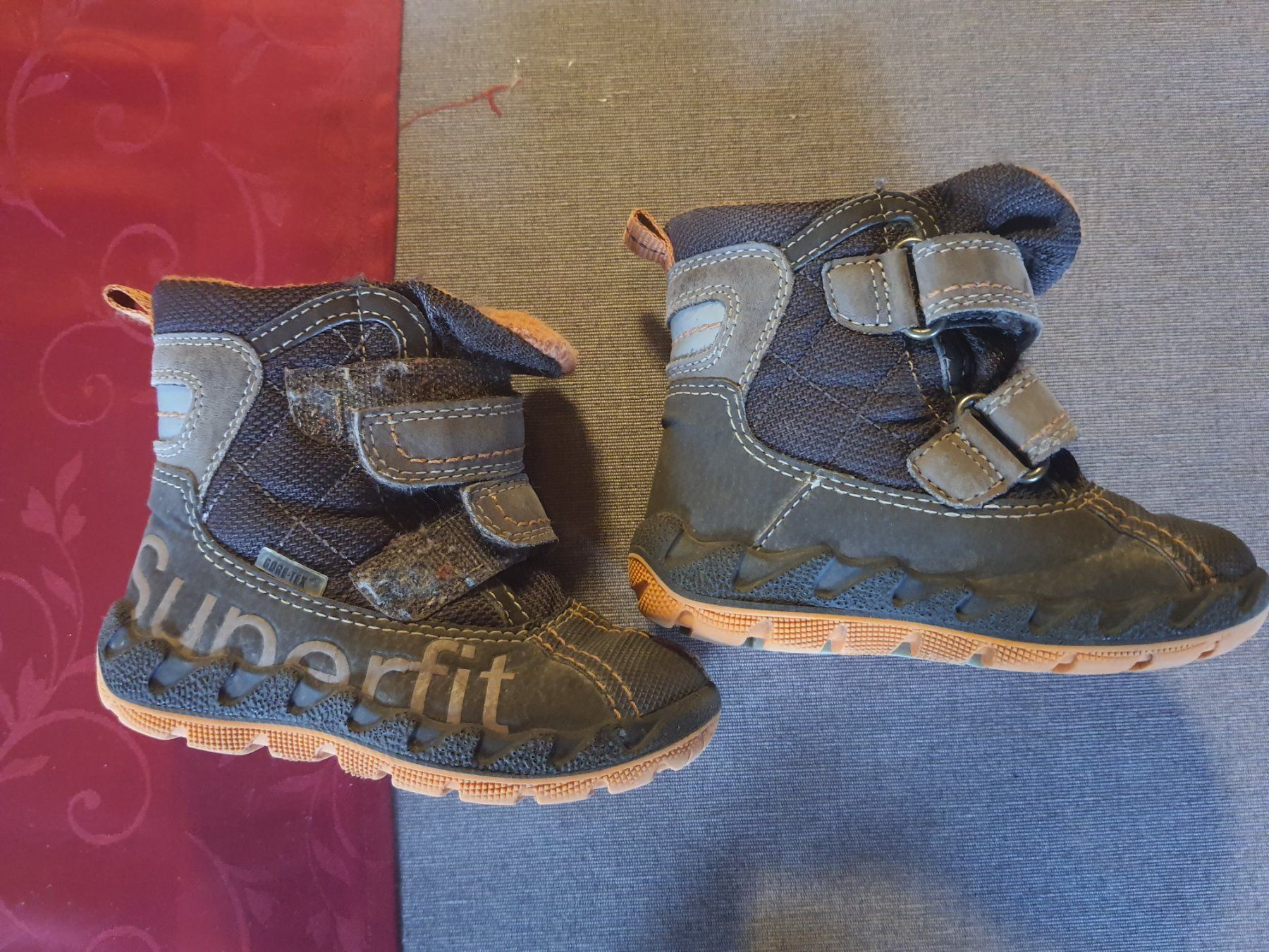 Schuhe für Jungen: chaussures pour l'hiver taille 22 – Gebraucht aus Montmollin von islachat 1