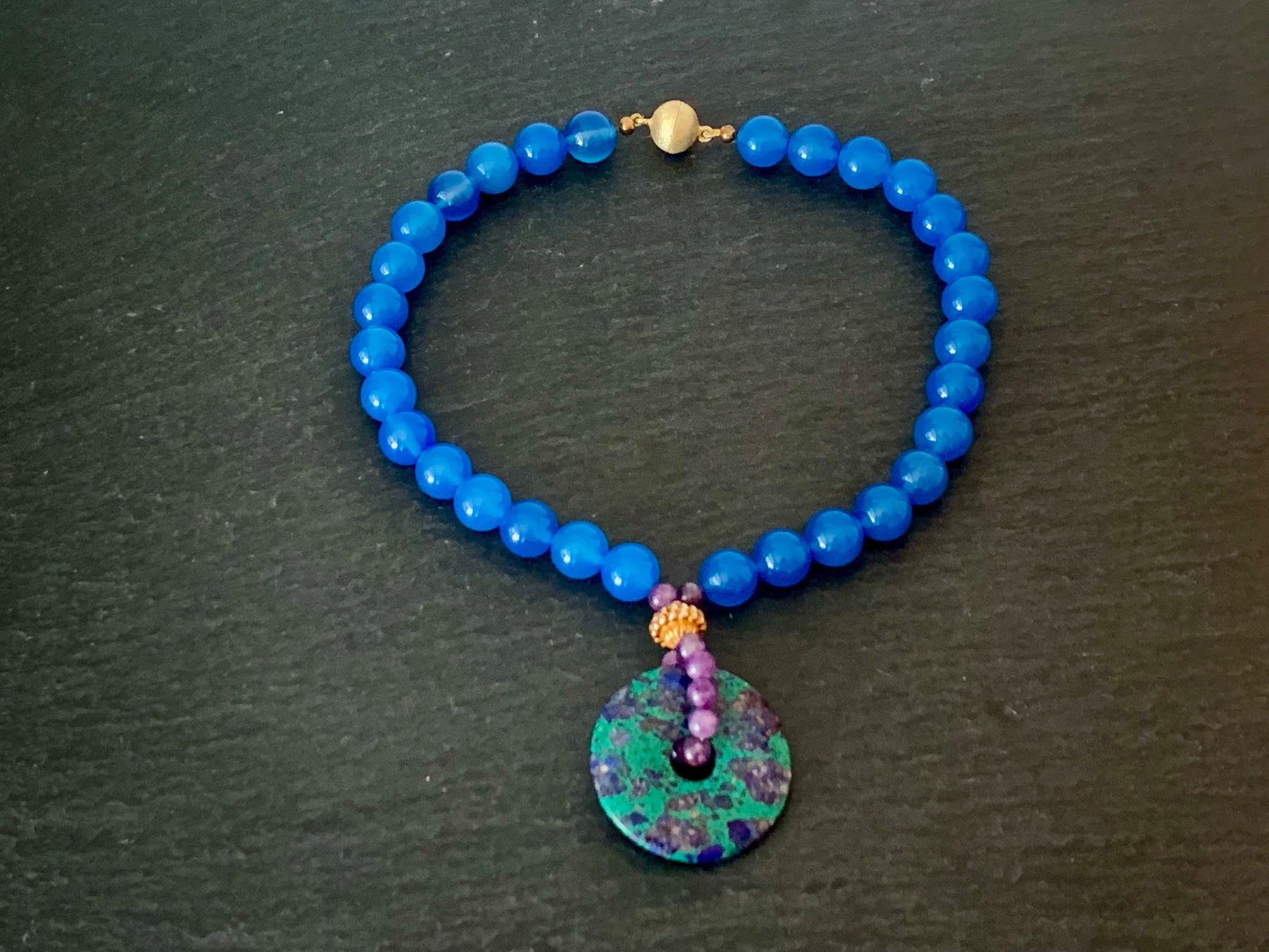 Catenine: Azurit Malachit & Achat Halskette Vergoldet – Nuovo e nell'imballaggio originale da Rüschlikon venduto da ThereseJewelryDesign 5
