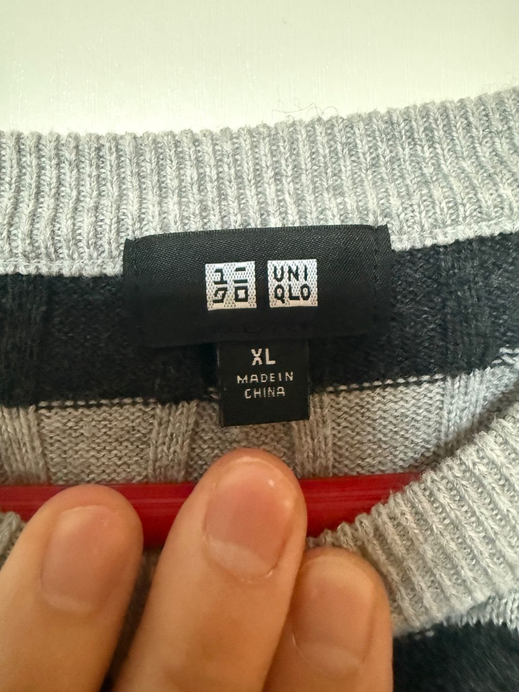 Maglioni & Felpe: Herbst-Winter Strickpullover von Uniqlo, Grau-Schwarz, Gr. L – Usato da Birmensdorf ZH venduto da T_Richard 3