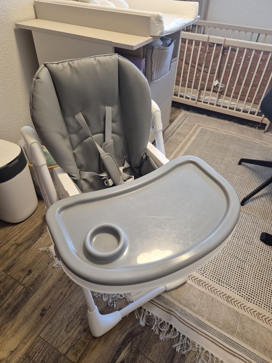 Chaises hautes: High chair in good condition – D'occasion à Wallisellen par rui_jtt7 2