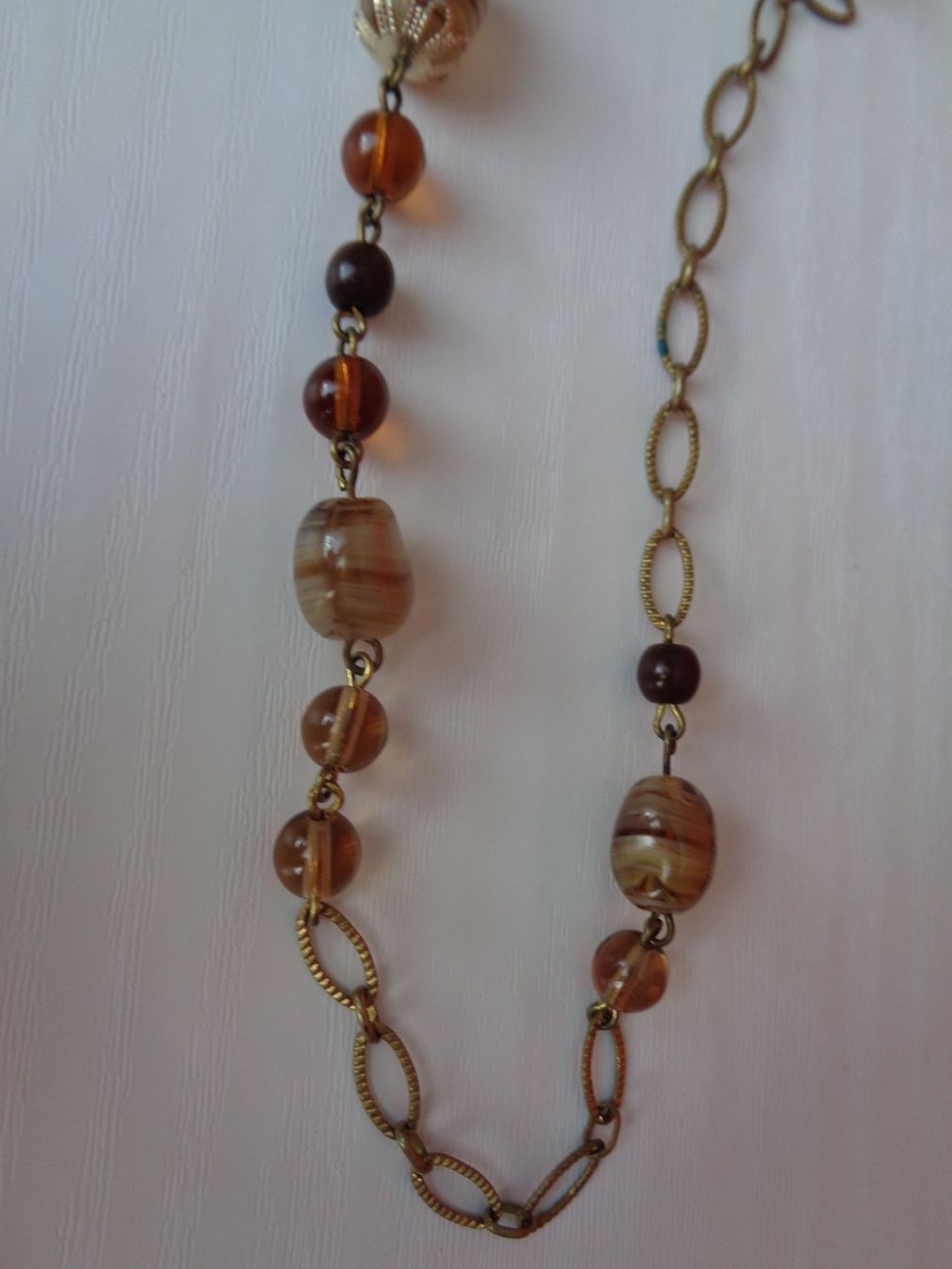 Catenine: Glaskette mit Messinggliedern Grösse 97 cm. - Vintage – Usato da Chur venduto da omonia