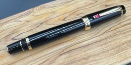 Montblanc Boheme Rouge Midsize Gold Fountain Pen Füller