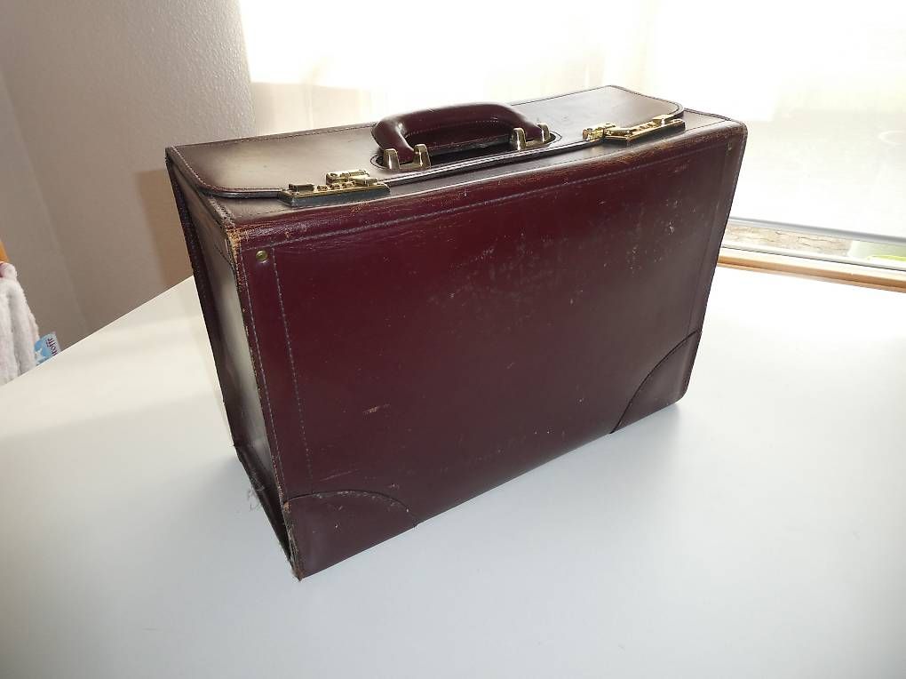 Valises de voyage: Pilotenkoffer Bordeaux – D'occasion à Dussnang par turbi55 2