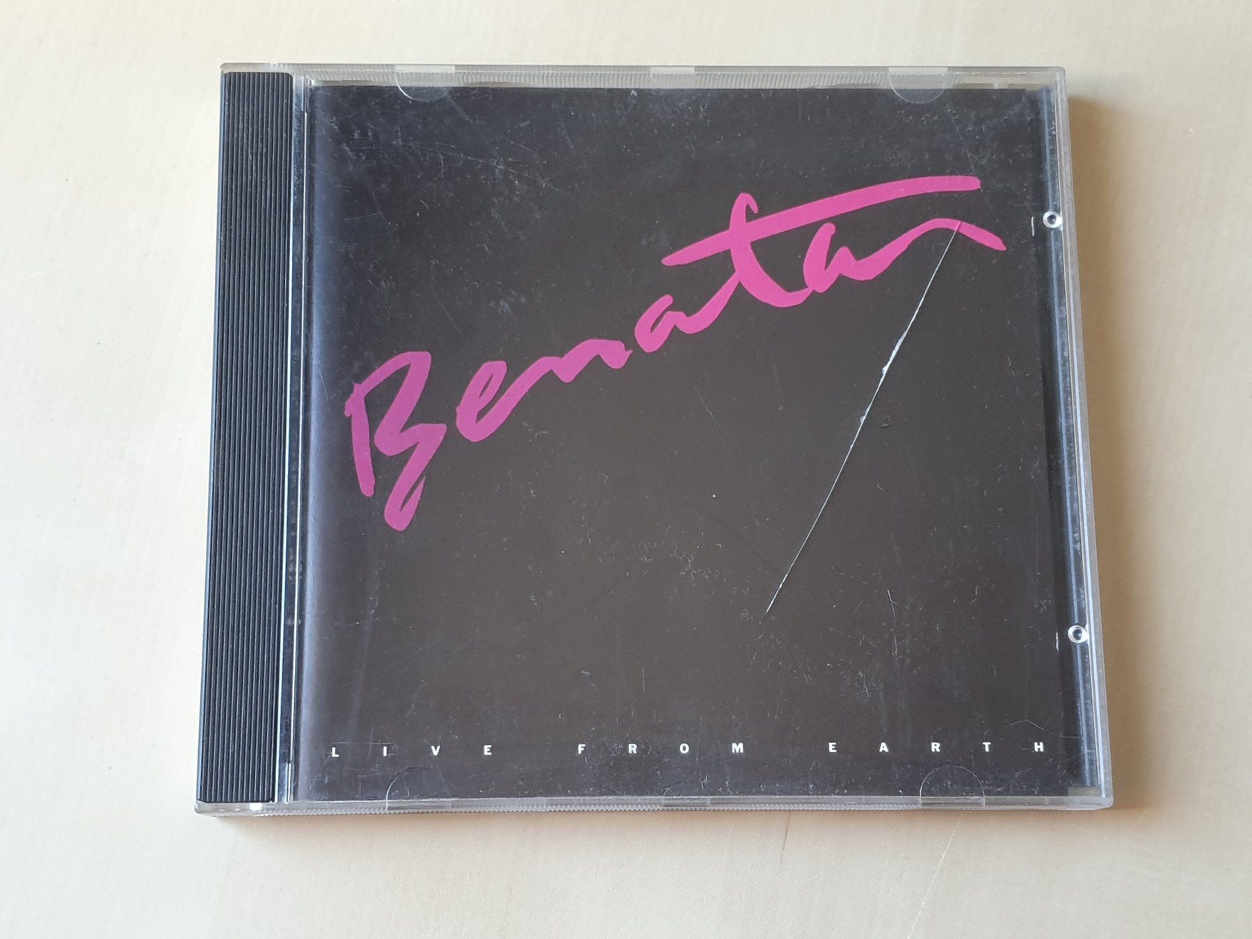 CD: Pat Benatar live from Earth – Usato da Stansstad venduto da collectorsshop