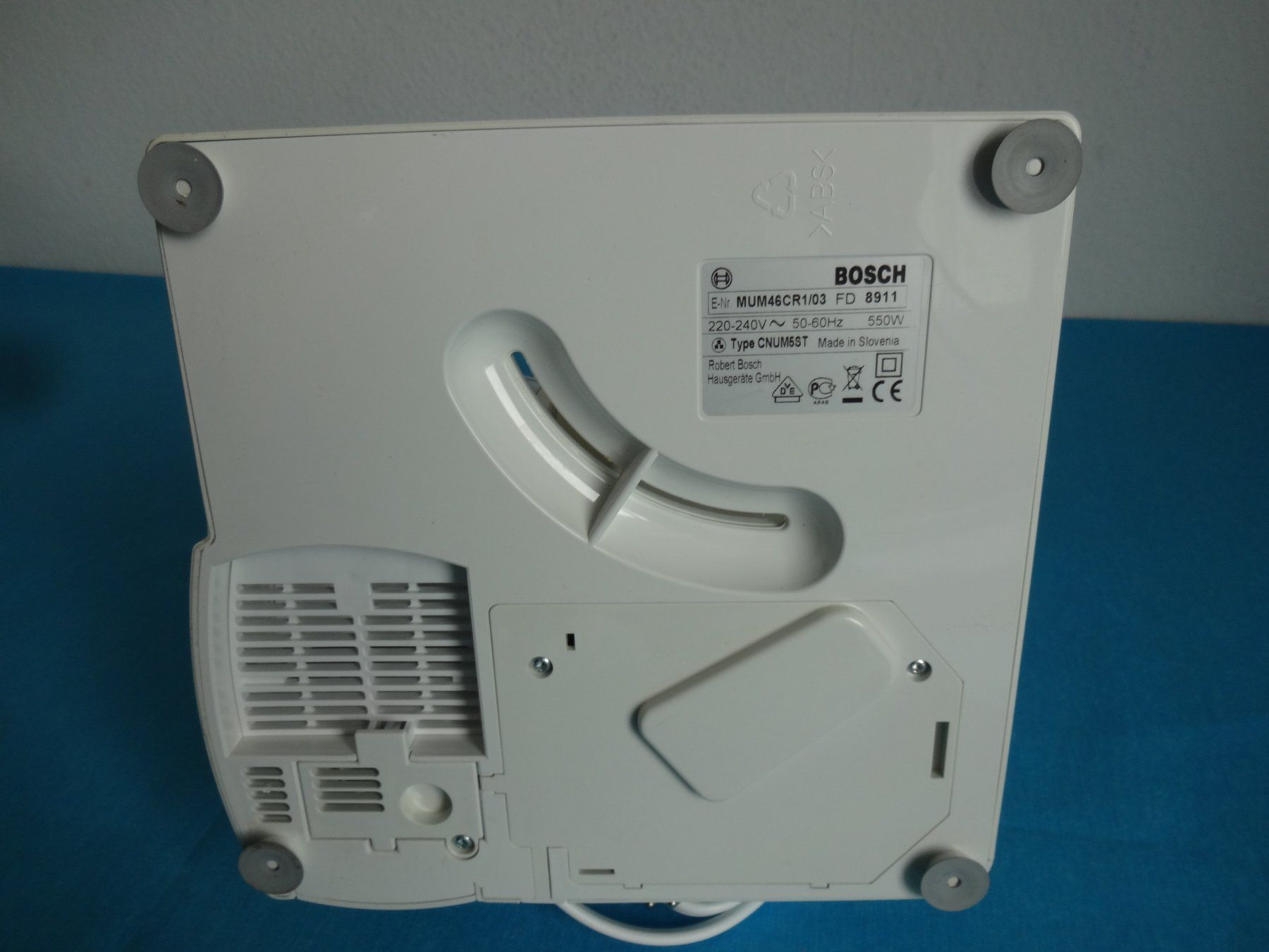 Bosch Elettrodomestici da cucina: * BOSCH - electronic * MUM 46 / 550 Watt – Usato da Frauenfeld venduto da Riaa 6