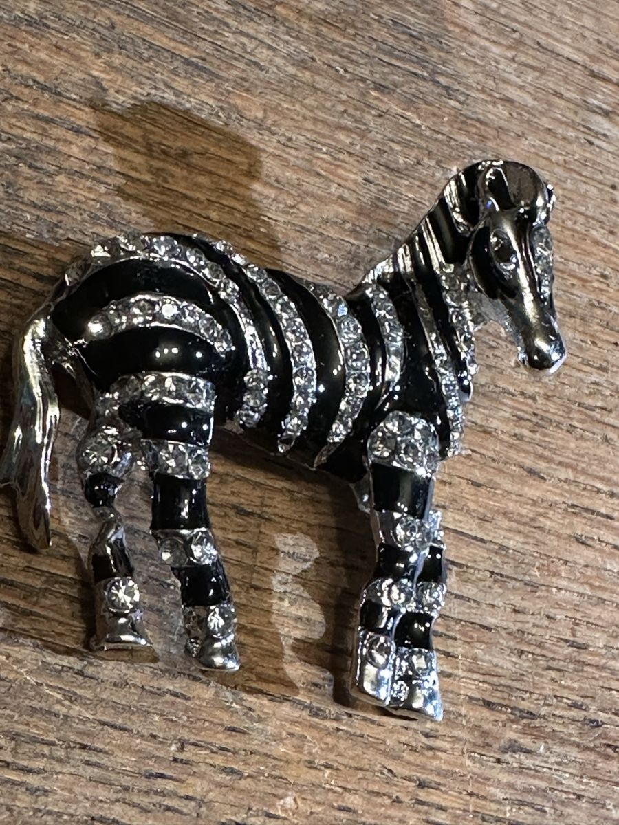 Spille & Fermagli: Brosche Zebra mit Strasssteinen – Nuovo (secondo la descrizione) da Trüllikon venduto da angela4444 9