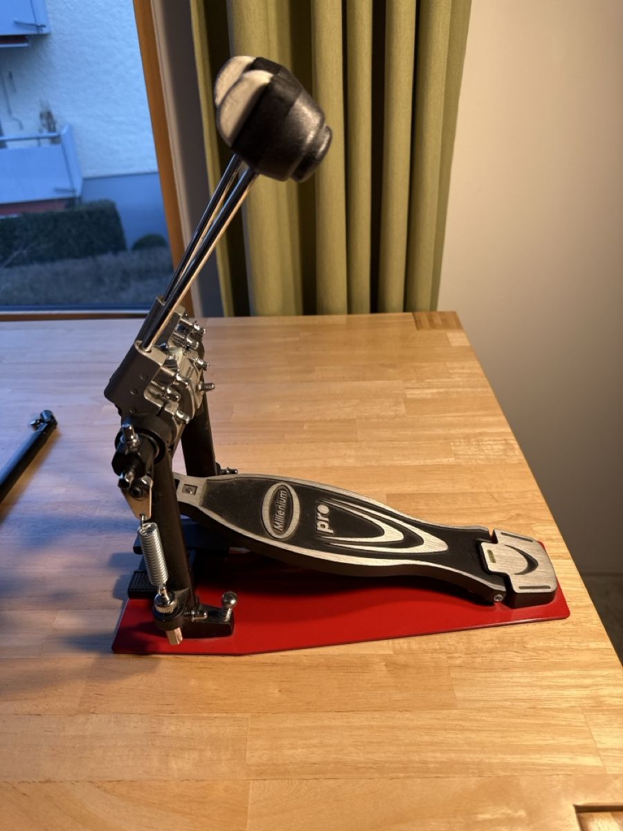 Strumenti musicali: Geniales Millenium PD222 DBD Bass Drum Pedal! – Usato da Zürich venduto da coolismic 3