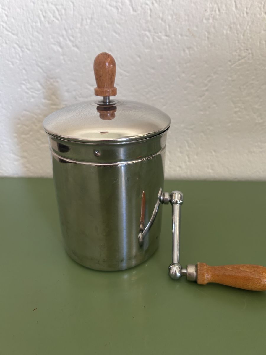 Elettrodomestici da cucina: Käsereibe Reibe Raffel  – Usato da Zürich venduto da ann_9fv5 1