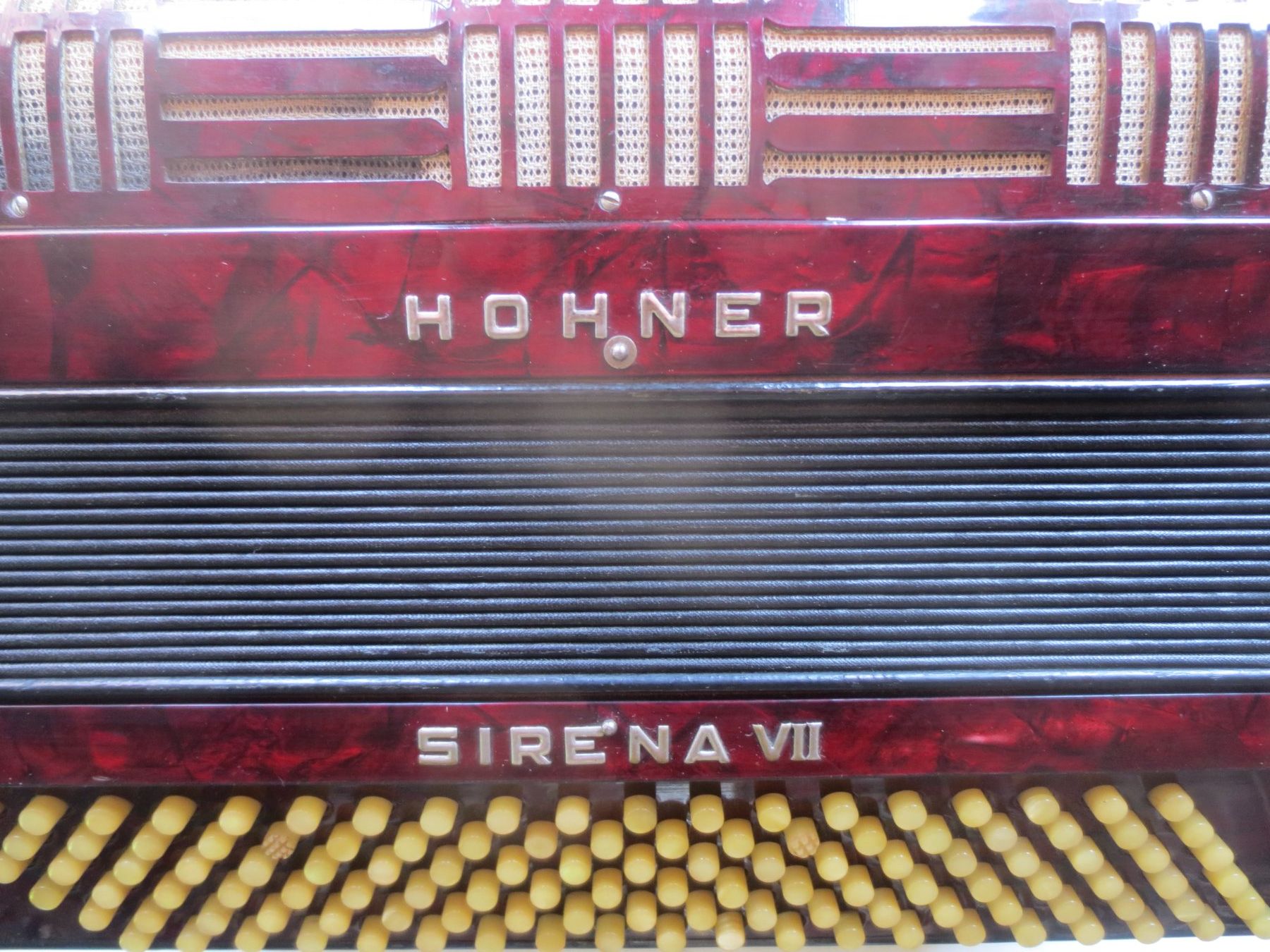 Hohner Musikinstrumente: Akkordeon Hohner Sirena VII – Gebraucht aus Weier im Emmental von waefler03 8