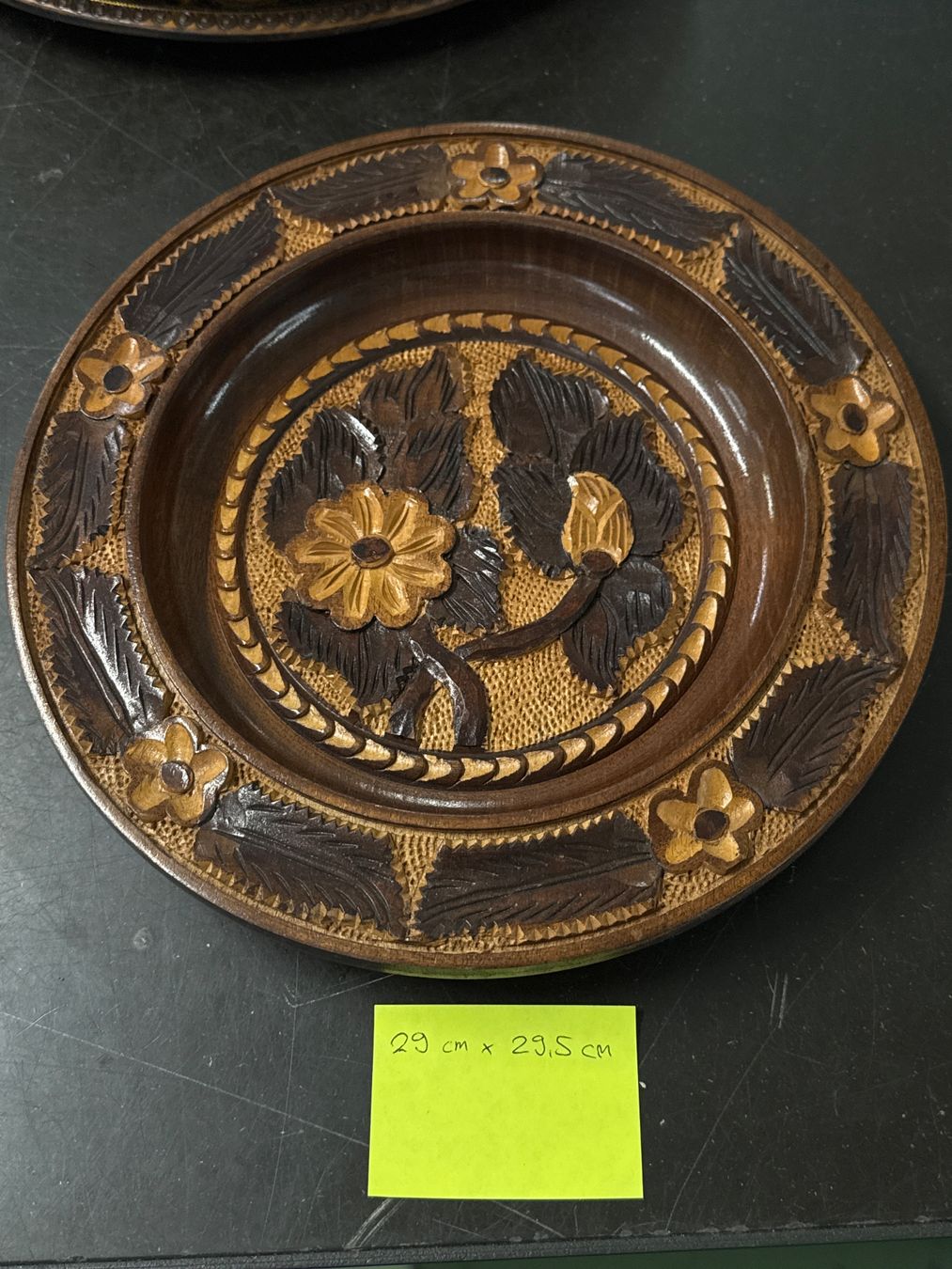 Piatti: 9er Set Holzteller handgeschlitzt, Polnische Tradition – Usato da Pratteln venduto da Cartonsducoeur_bl 4