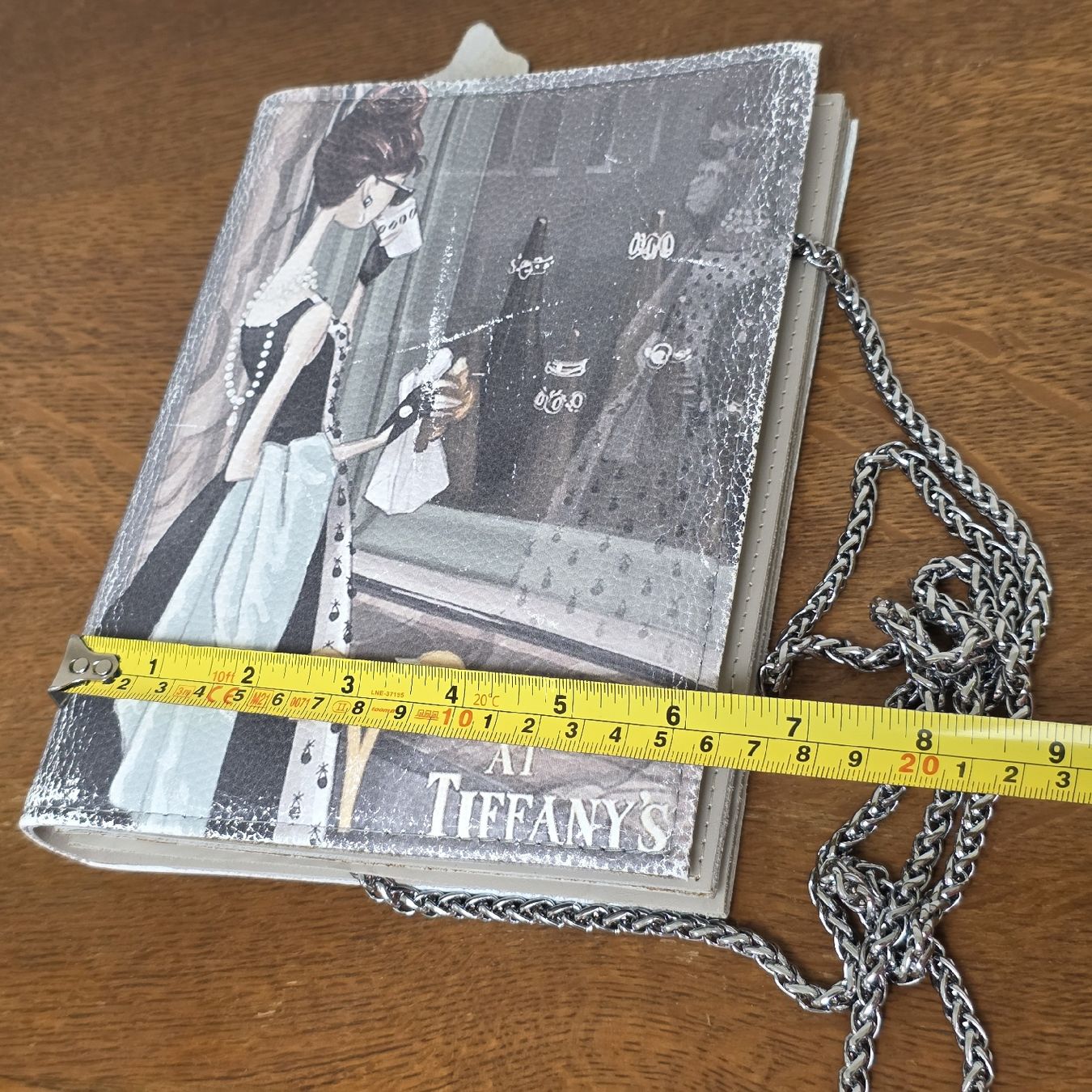 Borse da donna: Breakfast at Tiffanys Clutch, Buch Handtasche – Usato da Rheinsulz venduto da Gilea 6