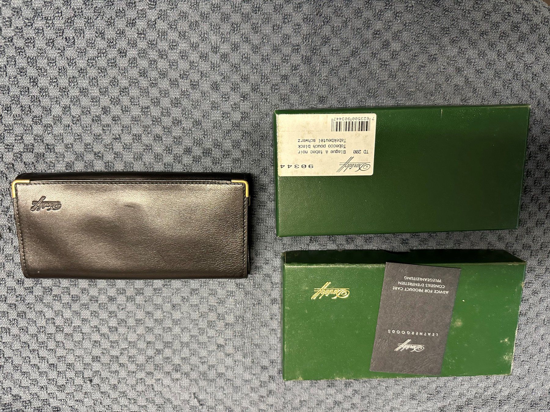 Autres tabacs: Davidoff Tabakbeutel – D'occasion à Oberwil BL par morris1932