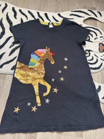 Schönes Mädchen Kleid mit Einhorn Applikat, Grösse 140