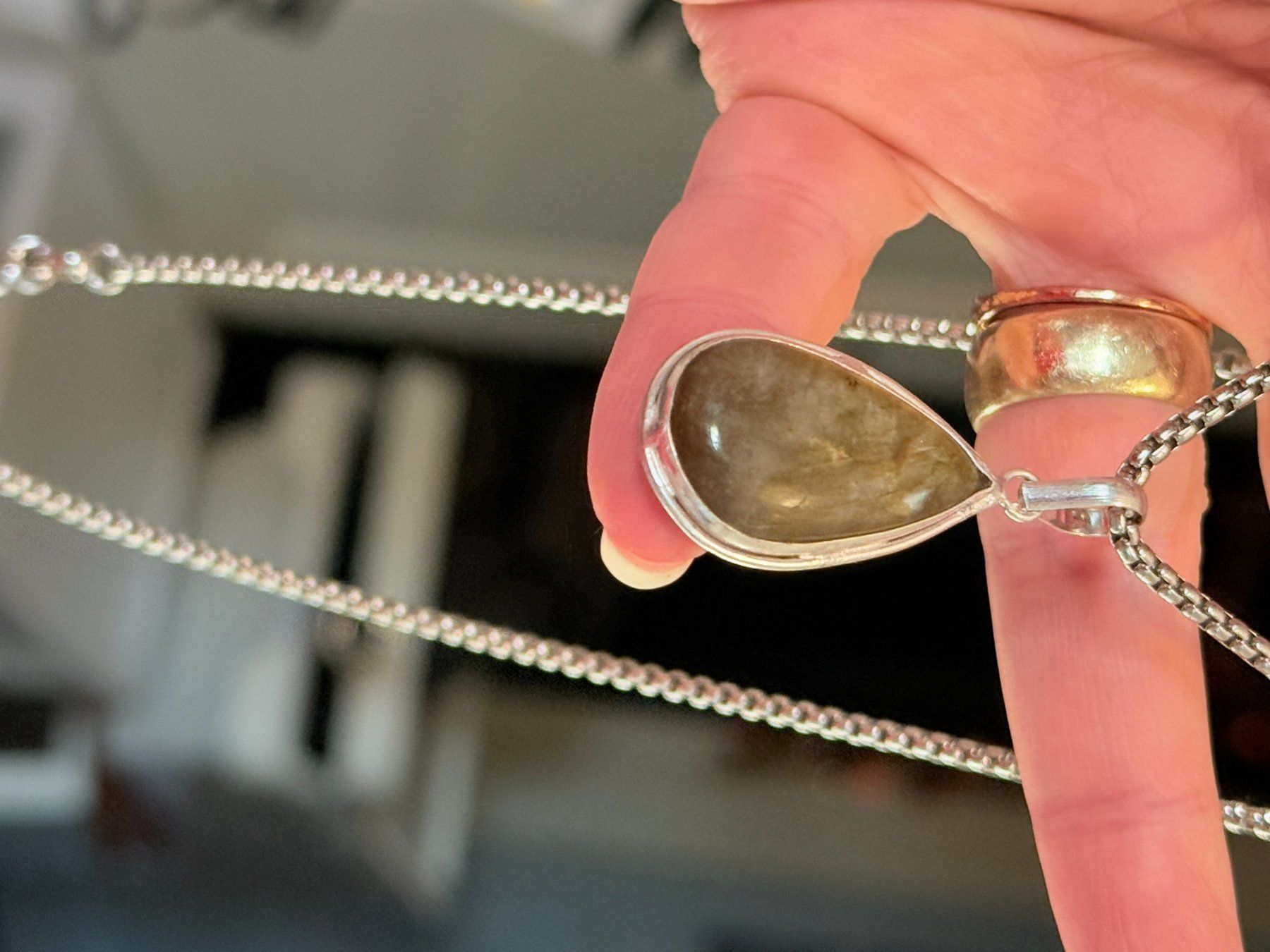 Catenine: Collier élégant avec Labradorite véritable, neuf! – Nuovo e nell'imballaggio originale da Genève venduto da AGBERG 1