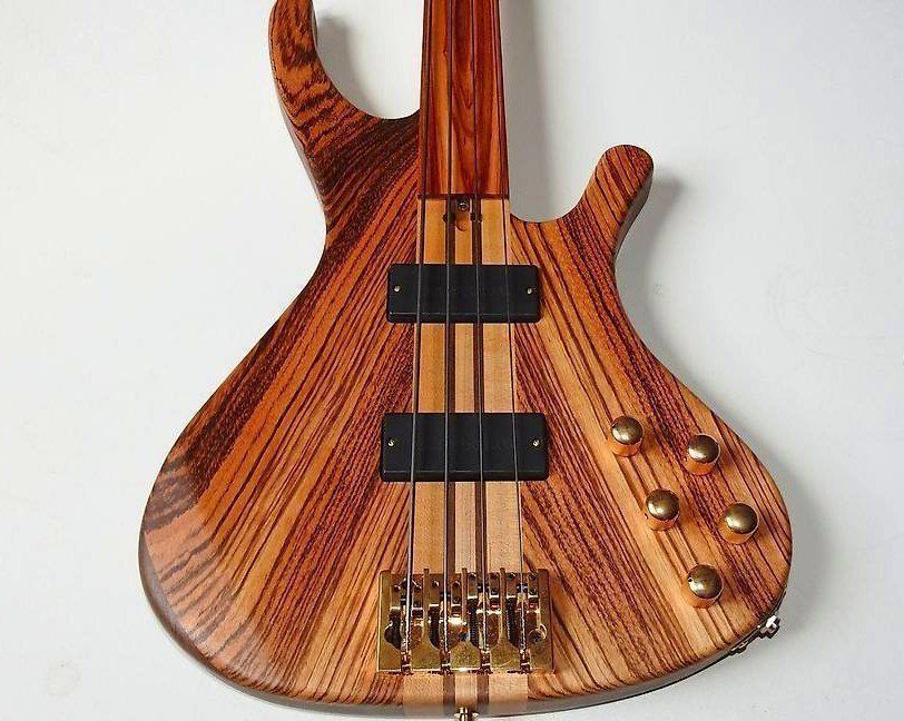 Musikinstrumente: Bass - Fretless Disteldorff Nr. 92 - Einzelstück – Neu (gemäss Beschreibung) aus Wynigen von Low-end-solution